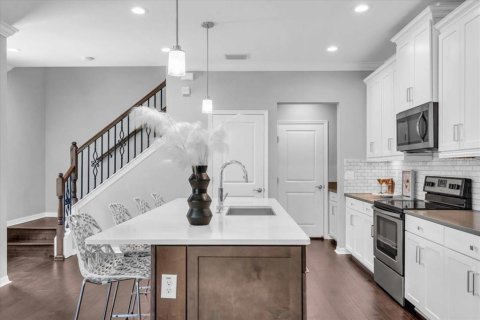 Adosado en venta en Tampa, Florida, 3 dormitorios, 172.05 m2 № 1877231 - foto 11