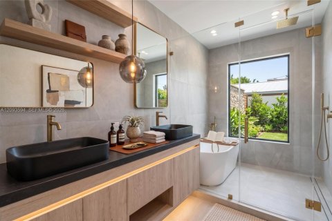 Touwnhouse à vendre à Fort Lauderdale, Floride: 4 chambres, 178.74 m2 № 2378830 - photo 3