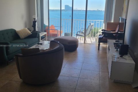 Снять в аренду кондоминиум в Санни-Айлс-Бич, Флорида 1 спальня, 70.79м2, № 2007197 - фото 2