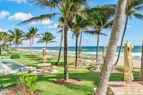 Condominio en alquiler en Hillsboro Beach, Florida, 2 dormitorios, 92.9 m2 № 1982224 - foto 20