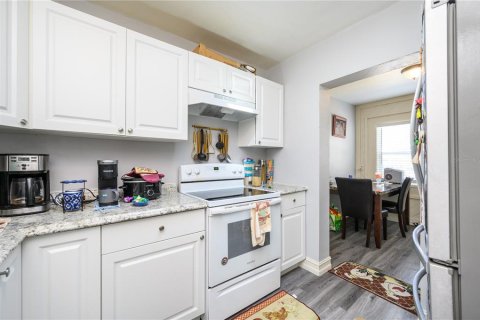 House in Orlando, Florida 3 bedrooms, 124.58 sq.m. № 1565055 - photo 24