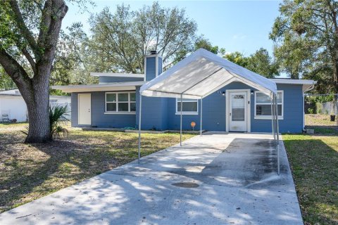 House in Orlando, Florida 3 bedrooms, 124.58 sq.m. № 1565055 - photo 5