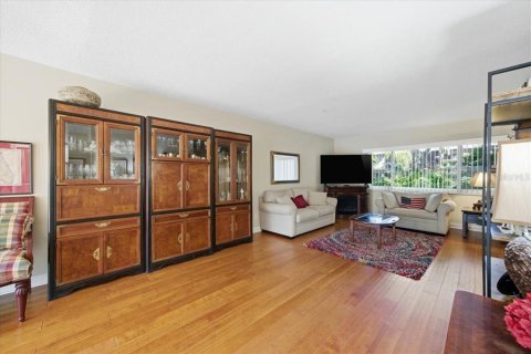 Copropriété à vendre à Tampa, Floride: 3 chambres, 148.83 m2 № 2116014 - photo 13