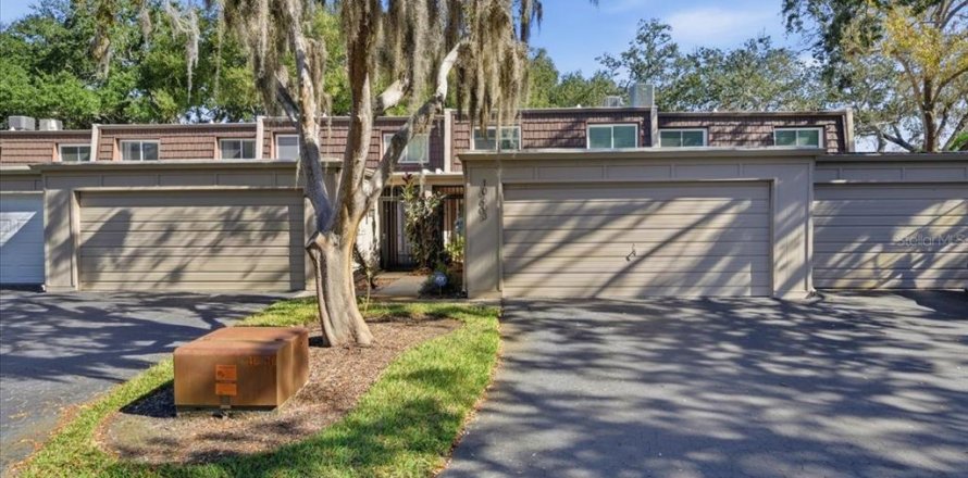 Condo à Tampa, Floride, 3 chambres  № 2116014