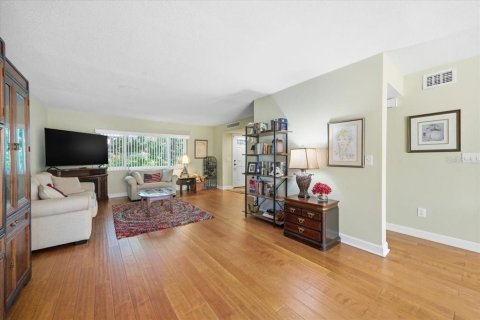 Copropriété à vendre à Tampa, Floride: 3 chambres, 148.83 m2 № 2116014 - photo 12
