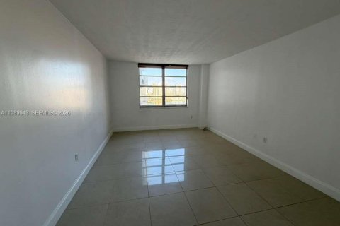 Купить кондоминиум в Авентура, Флорида 1 спальня, 71.16м2, № 2051628 - фото 8