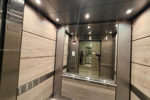 Купить кондоминиум в Авентура, Флорида 1 спальня, 71.16м2, № 2051628 - фото 17