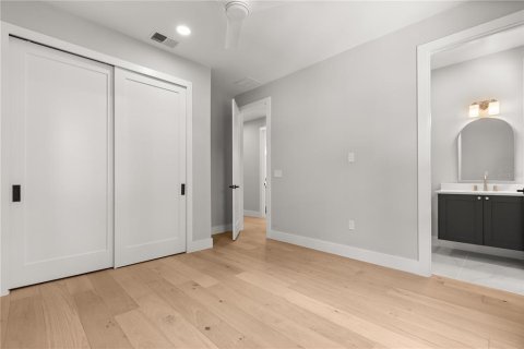 Casa en venta en Orlando, Florida, 5 dormitorios, 300.82 m2 № 1883372 - foto 25