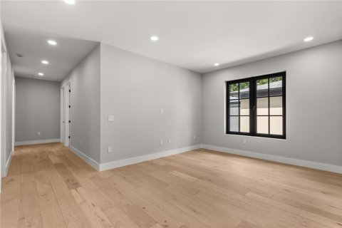 Casa en venta en Orlando, Florida, 5 dormitorios, 300.82 m2 № 1883372 - foto 23