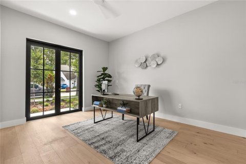 Casa en venta en Orlando, Florida, 5 dormitorios, 300.82 m2 № 1883372 - foto 15