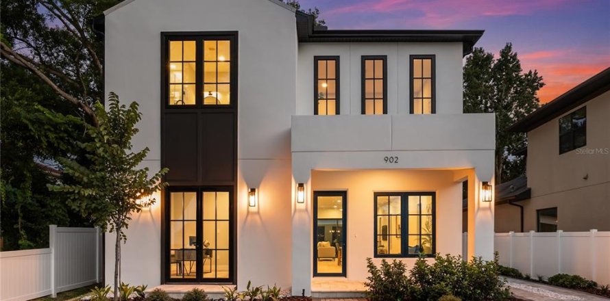 Casa en Orlando, Florida 5 dormitorios, 300.82 m2 № 1883372