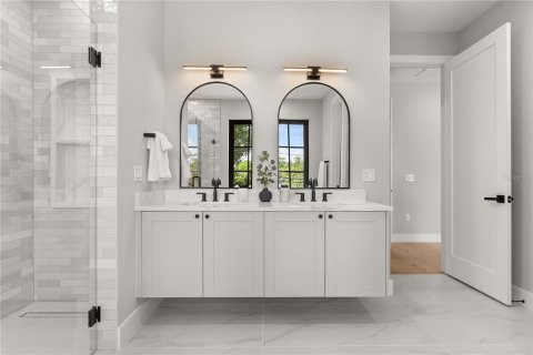 Casa en venta en Orlando, Florida, 5 dormitorios, 300.82 m2 № 1883372 - foto 22