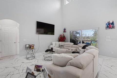 Villa ou maison à vendre à Tampa, Floride: 4 chambres, 237.83 m2 № 1815108 - photo 14