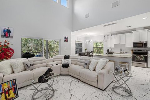 Villa ou maison à vendre à Tampa, Floride: 4 chambres, 237.83 m2 № 1815108 - photo 15
