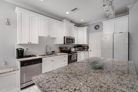 Villa ou maison à vendre à Tampa, Floride: 4 chambres, 237.83 m2 № 1815108 - photo 18
