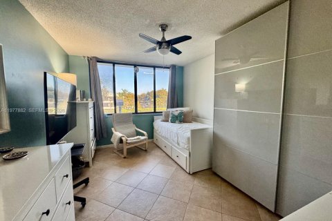 Copropriété à vendre à Hollywood, Floride: 2 chambres, 139.35 m2 № 2042114 - photo 9