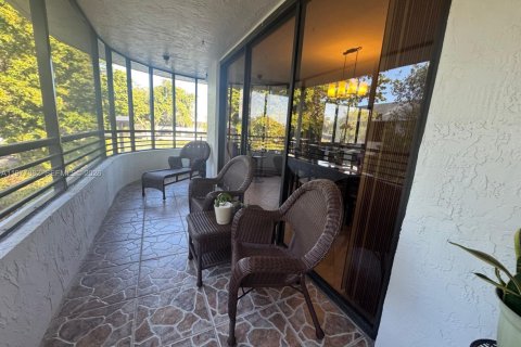 Copropriété à vendre à Hollywood, Floride: 2 chambres, 139.35 m2 № 2042114 - photo 12