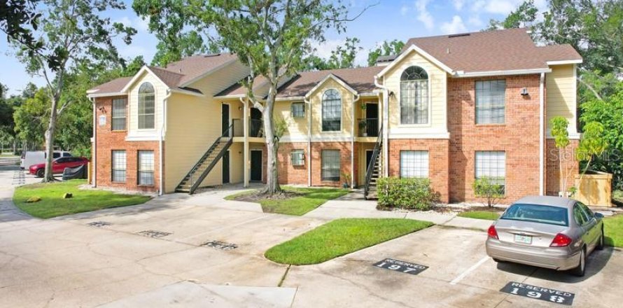 Condominio en Tampa, Florida, 1 dormitorio № 1879280