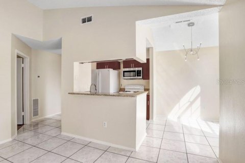Condominio en venta en Tampa, Florida, 1 dormitorio, 53.98 m2 № 1879280 - foto 17