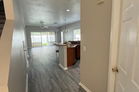 Adosado en alquiler en Tampa, Florida, 3 dormitorios, 130.99 m2 № 1917610 - foto 4