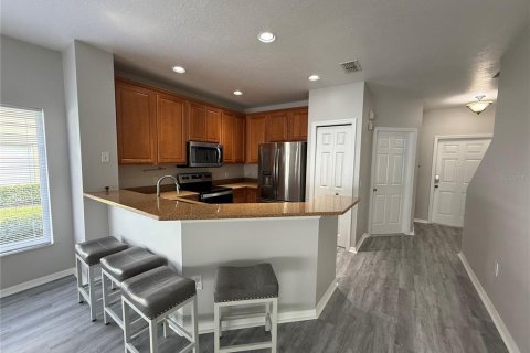 Townhouse in Tampa, Florida 3 bedrooms, 130.99 sq.m. № 1917610 - photo 14