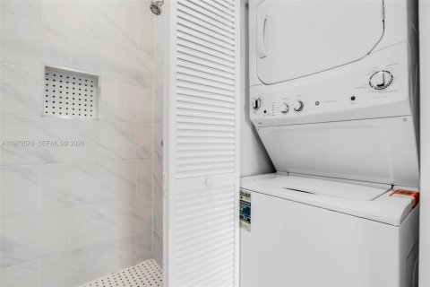 Снять в аренду виллу или дом в Холливуд, Флорида 3 спальни, 127.46м2, № 2033307 - фото 18