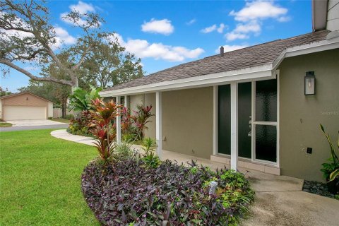 House in Winter Springs, Florida 2 bedrooms, 116.22 sq.m. № 1717945 - photo 4