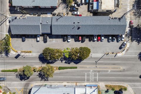 Immobilier commercial à vendre à Miami, Floride № 1930582 - photo 17