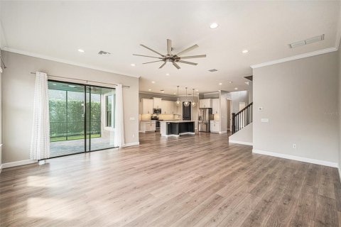 House in Land O' Lakes, Florida 4 bedrooms, 388.15 sq.m. № 1856567 - photo 21