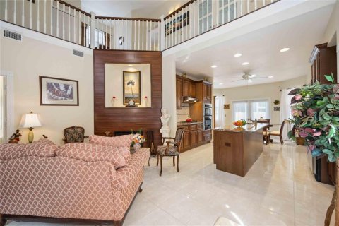 House in Sarasota, Florida 4 bedrooms, 192.77 sq.m. № 2218395 - photo 4