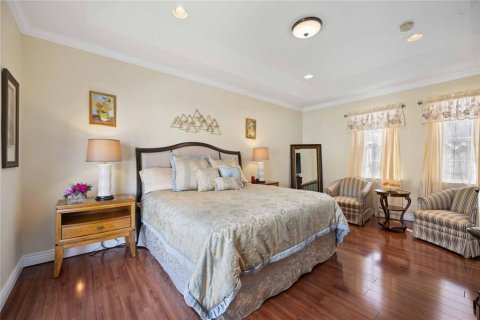 House in Sarasota, Florida 4 bedrooms, 192.77 sq.m. № 2218395 - photo 23