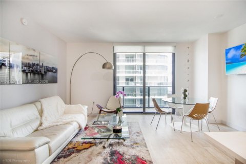 Appartement à louer à Miami, Floride: 1 chambre, 56.58 m2 № 2154064 - photo 3