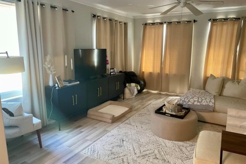 Apartment in North Palm Beach, Florida 1 bedroom, 78.97 sq.m. № 2384547 - photo 9