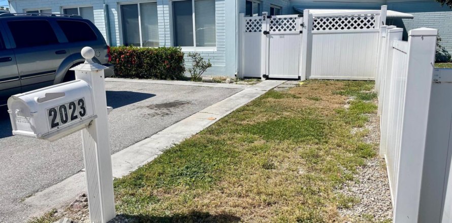 Apartment in North Palm Beach, Florida 1 bedroom, 78.97 sq.m. № 2384547