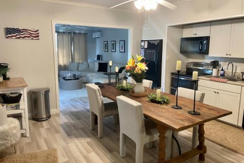 Apartment in North Palm Beach, Florida 1 bedroom, 78.97 sq.m. № 2384547 - photo 6