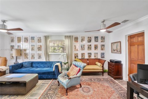 Купить виллу или дом в Майами, Флорида 3 спальни, 183.95м2, № 2056562 - фото 13