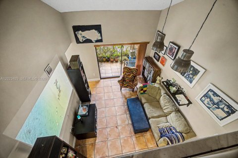 Купить кондоминиум в Майами, Флорида 2 спальни, 92.9м2, № 2251332 - фото 3