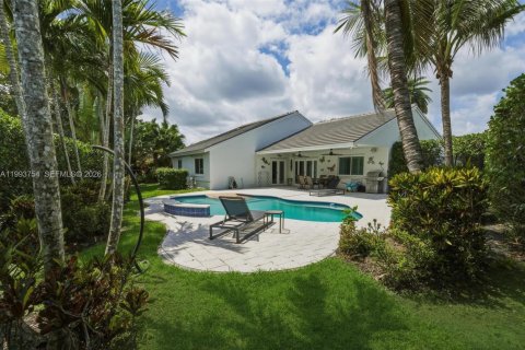 House in Davie, Florida 3 bedrooms, 186.18 sq.m. № 2055730 - photo 25