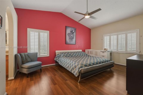 House in Davie, Florida 3 bedrooms, 186.18 sq.m. № 2055730 - photo 13