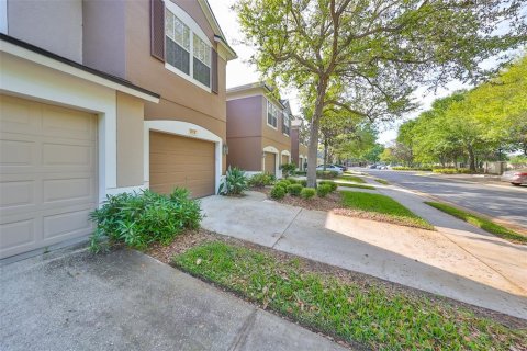 Townhouse in Riverview, Florida 3 bedrooms, 152.73 sq.m. № 1717250 - photo 30
