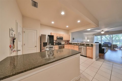 Townhouse in Riverview, Florida 3 bedrooms, 152.73 sq.m. № 1717250 - photo 4