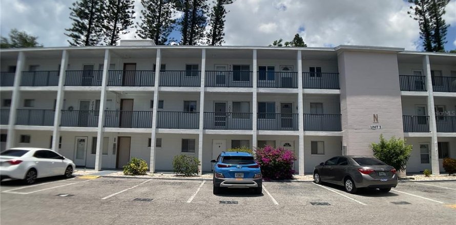 Condo in Bradenton, Florida, 1 bedroom № 2232496