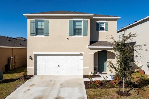 Casa en Davenport, Florida 5 dormitorios, 227.33 m2 № 2123035