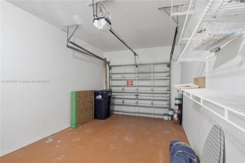 Touwnhouse à louer à Miami, Floride: 3 chambres, 171.68 m2 № 1965937 - photo 28