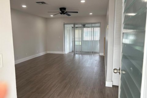 Copropriété à louer à West Palm Beach, Floride: 1 chambre, 61.5 m2 № 2174342 - photo 4