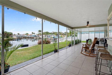Casa en venta en New Port Richey, Florida, 2 dormitorios, 103.31 m2 № 2230841 - foto 28
