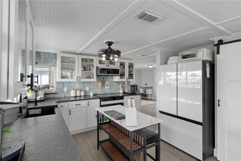 Casa en venta en New Port Richey, Florida, 2 dormitorios, 103.31 m2 № 2230841 - foto 18