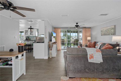 Casa en venta en New Port Richey, Florida, 2 dormitorios, 103.31 m2 № 2230841 - foto 8