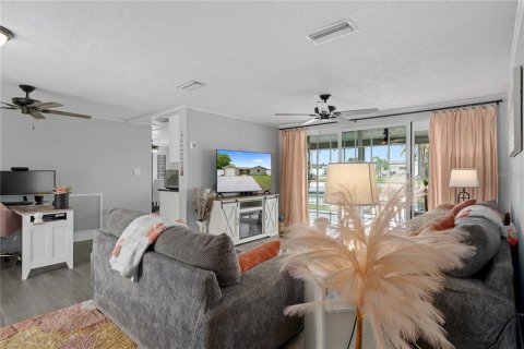 Casa en venta en New Port Richey, Florida, 2 dormitorios, 103.31 m2 № 2230841 - foto 10
