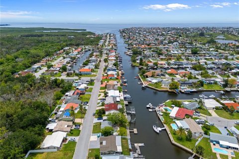 Casa en venta en New Port Richey, Florida, 2 dormitorios, 103.31 m2 № 2230841 - foto 4
